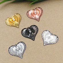26*24mm talismã vintage coração filigrana flor enfeites chapas de metal bu yao acessórios de joias bricolagem achados multicores banhados 2024 - compre barato