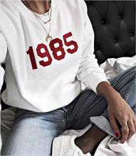 Женский свитер skiggnas, с длинным рукавом и надписью «Year», 18, 21, 30, 40, подарок на день рождения, модный джемпер унисекс 2024 - купить недорого