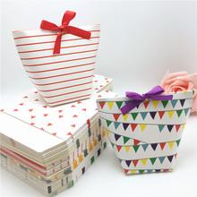 Bolsas de regalo de cartón de papel blanco, con cinta gratis, 6x6x10cm, hermoso contenedor de embalaje de dulces y postres, cajas de suministros, 50 Uds. 2024 - compra barato