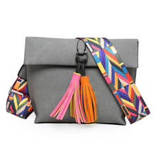 Женская сумка-мессенджер, разноцветная сумка через плечо с широкими лямками и кисточками, модная дизайнерская сумка 2024 - купить недорого