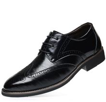 Novo 2019 novos homens oxford sapatos de vestido de couro genuíno brogue rendas até apartamentos masculinos sapatos casuais preto marrom tamanho 38-48 2024 - compre barato