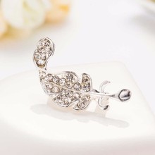 New Simple Delicate Crystal Brooches Silver Color Feather Shape Brooch pins Lovely Clothes Sweater Accessories 2024 - buy cheap