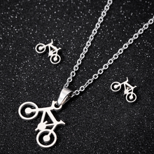 Уникальный дизайн велосипед подвеска в форме велосипеда ожерелье серьги-гвоздики женские летние модные из нержавеющей стали дешевые ювелирные изделия набор 2024 - купить недорого