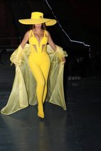 Novo macacão feminino amarelo de malha com decote em v, sem mangas, celebrity, celebridade, para festa à noite, 2019 2024 - compre barato
