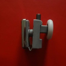 Polea De puerta corredera de cristal para cuarto de ducha, accesorios de polea de rebote de rueda colgante, tipo arco, KF287 2024 - compra barato