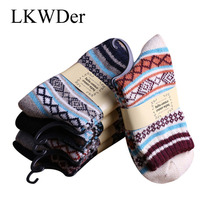 LKWDer-Calcetines gruesos de lana para Hombre, medias cálidas informales de estilo nacional, modelos de otoño e invierno, 5 par/lote 2024 - compra barato