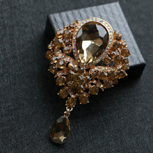 Broche de moda informal para hombre, broche de diamante Vintage, Pin para solapa con insignia, accesorios para tocado, novedad, envío gratis 2024 - compra barato