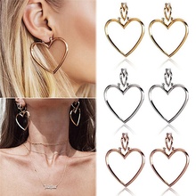 1 Pair Hollow Women Hoop Earrings Heart Sweet Gold Love Earrings Women Gifts Jewelry 2024 - buy cheap