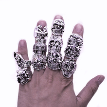 12 peças/lote atacado mix grande crânio anel em jóias cor prata qualidade superior boêmio declaração punk anel para homem frete grátis 2024 - compre barato