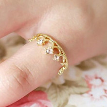 2016 Корейская версия новой моды флэш кристалл Кольца блестящие Корона кольцо ювелирных изделий Оптовая Продажа Элегантной Для женщин 2024 - купить недорого