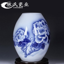 Керамика Цзиндэчжэнь, Расписанная вручную, сине-белая Ландшафтная барабанная бутылка с цветочной композицией, бутылка Fukuoka 2024 - купить недорого