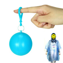 Bola desechable portátil con impermeable, Poncho de lluvia de plástico para viaje, de emergencia, con bola, 1 ud. 2024 - compra barato