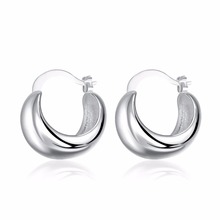 E052 preço de fábrica atacado cor prata joias fashion brincos pequenos de argola para mulheres alta qualidade 2024 - compre barato