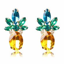 2018 Fashion New Design Crystal Flower Stud Earring Colors Statement Jewelry For Women Wholesale 2024 - buy cheap