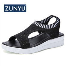 ZUNYU-zapatos planos de verano para mujer, sandalias de cuña cómodas, sexys, de talla grande 35-45, 9 colores, a la moda 2024 - compra barato