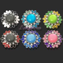 Wholesale w060 flowers 18mm 20mm rhinestone metal button for snap button Bracelet Necklace Jewelry For Women Silver jewelry 2024 - buy cheap