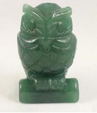 Frete grátis estátua de coruja verde esculpida à mão coruja, pingente de estátua de pedra preciosa 2024 - compre barato