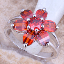 Attractive Red Garnet Silver Plated  Women's Flower Jewelry Ring Size 6 / 7 / 8 / 9 R1195 2024 - buy cheap