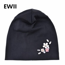 2018 Rhinestone beanies for ladies cotton cap bonnet skullies women autumn flower beanie hat girl knitted caps gorro mujer 2024 - buy cheap