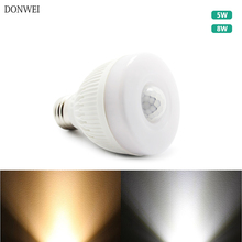 Donwei lâmpada de led e27 ativada por infravermelho, luz noturna com sensor de movimento, para quarto, corredor, escadas, porão 2024 - compre barato