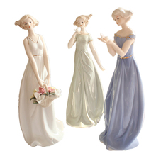 WU CHEN LONG Ceramic Beauty Figurines Crafts Home Decoration Western Lady Girls Porcelain Handicraft Ornament Wedding Gift R2172 2024 - buy cheap