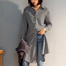 Camisas de rayas asimétricas de talla grande para mujer, Tops informales de algodón estilo BF, blusa holgada de talla grande con cuello vuelto, 2019 2024 - compra barato