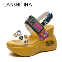 Sandalias de plataforma con diamantes de imitación para mujer, zapatos de tacón alto con cuña de 11CM, zapatilla de playa con suela gruesa de cristal, para verano, 2020 2024 - compra barato