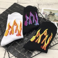Calcetines con estampado de fuego para mujer, medias de estilo Hip Hop, Harajuku, Skateboard, tendencia urbana 2024 - compra barato