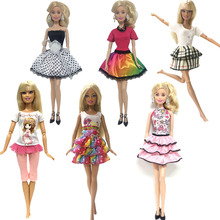 NK 6 unids/set ropa de la muñeca de moda hechos a mano Vestido corto vestido de dibujos animados lindo patrón de ropa para muñeca Barbie accesorios para bebé niña 2024 - compra barato