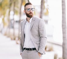 Trajes de hombre hechos a medida gris Primavera Verano trajes de boda personalizados para hombre novio graduación playa esmoquin chaqueta Blazer hombres 2 piezas Tern 2024 - compra barato