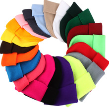 Sombreros de punto para hombres y mujeres, boinas calientes para el invierno, colores caramelo, elásticos, Color sólido, novedad 2024 - compra barato