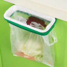 1 шт Пластик подвесной шкаф двери хранение мусора решетка-держатель практические стойка, шкаф багажника мешок для мусора Кухня стеллаж для хранения 2024 - купить недорого
