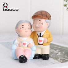 Roogo домашний декор старая пара миниатюрные фигурки для украшения автомобиля Креативные Свадебные украшения специальные подарки на день рождения 2024 - купить недорого