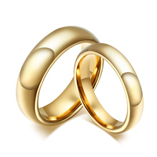 Бесплатная Лазерная гравировальная пара золотых простых свадебных колец из вольфрама, высокополированные кольца на годовщину 2024 - купить недорого