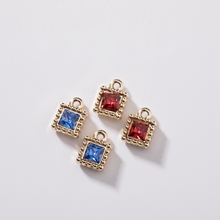 Lote de 35 unidades de abalorios de aleación de oro KC de 8x11MM con forma cuadrada, cristales azules y rojos, colgantes de joyas de cristal con diamantes de imitación 2024 - compra barato
