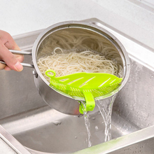 Filtro multiusos para lavar arroz en forma de hoja con hebilla, Herramientas de limpieza de fideos y arroz vegetales, colador de malla para utensilios de cocina 2024 - compra barato