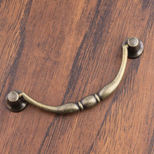 110mm rustico vintage simples gota instável armário de gaveta de bronze antigo puxa puxadores de móveis de bronze alças 2024 - compre barato