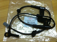 O envio gratuito de atacado Nova Frente de esquerda ABS Da Roda Sensor de Velocidade para Mitsubishi Grandis 03-07 MN102245 2024 - compre barato