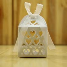 50pcs Wedding Candy Box Heart Shaped Carved Pattern Wedding Gift Box Iridescent Paper Hollow Out Box Marriage Favor regalo boda 2024 - buy cheap