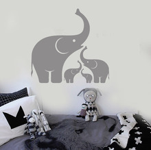 Pegatinas de pared de vinilo de familia de elefantes para guardería, pegatina extraíble para pared, pegatina de animales africanos, Mural para habitación de bebé, decoración del hogar ZB559 2024 - compra barato