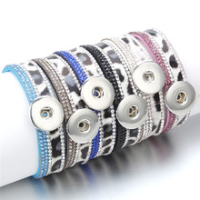 Pulseira de couro com botões de pressão 18mm, bracelete de couro de leopardo para mulheres ze561, novo, 2019 2024 - compre barato
