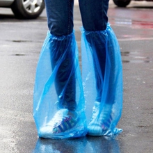 Novo par protetor de sapatos de chuva descartável de plástico, resistente, à prova d'água, botas de cano alto, capas para sapatos, cor azul 2024 - compre barato