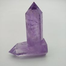 Piedra amatista Natural de un solo punto, cristal curativo, varita de cuarzo Reiki 2024 - compra barato