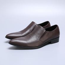 Zapatos clásicos con pinchos para hombre, mocasines de vestir europeos de cuero genuino, calzado formal 2024 - compra barato