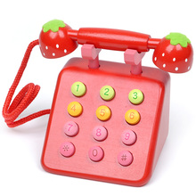 Brinquedos telefone de madeira para bebês, morango, brinquedos infantis, casa de brinquedo, presente de aniversário, menina e menino 2024 - compre barato