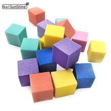 Mini cubo de unha neon, 50 pçs pro bloco de lixar as unhas, esponja mistura colorida salão de beleza, ferramentas diy 2024 - compre barato