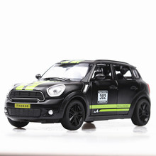MINI Countryman Diecast y vehículos de juguete, coche de estilo popular Rambo Centenario, juguetes con luz y sonido, 1/32 2024 - compra barato
