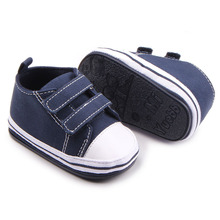 Обувь для маленьких мальчиков; хлопковая ткань для малышей; первые ходунки; Детские кроссовки с мягкой подошвой; BBURQT; парусиновая однотонная обувь на липучке; DS19 2024 - купить недорого