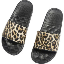 Chinelo feminino de marca de luxo, sandálias de verão, para áreas internas e externas, estampa de leopardo, chinelo plano casual para mulheres 2024 - compre barato