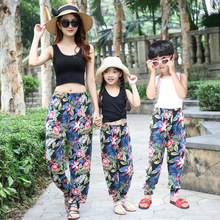 Mother Kids Matching Clothes Summer Bloomers For Mother Son Daughter Beach Pants Family Matching Clothes Family Look 2024 - buy cheap